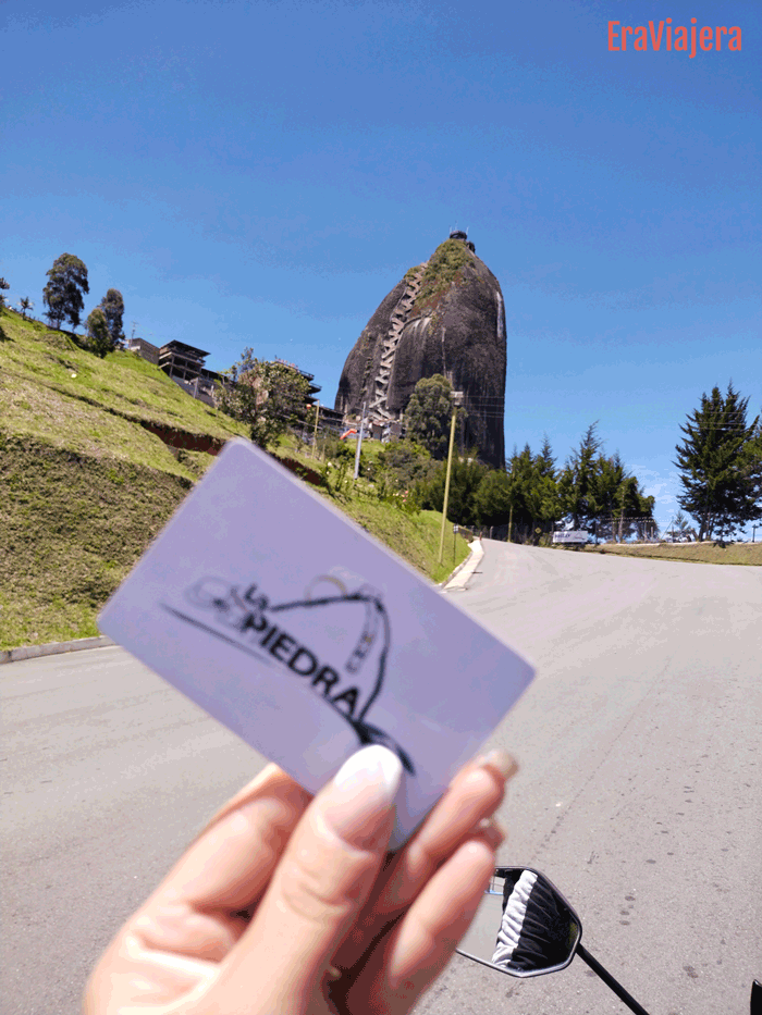 Vista a la Piedra del Peñol